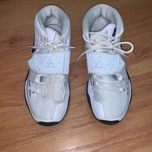 Kyrie Nike basketball shoes!